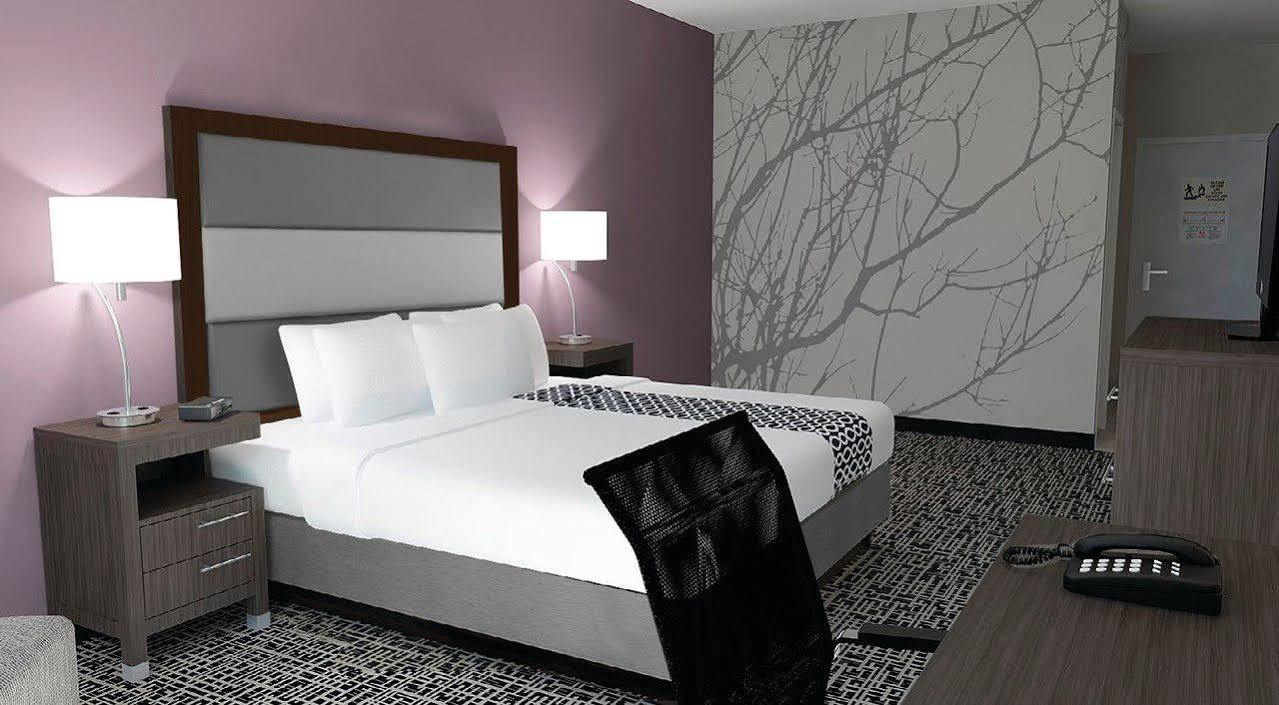 La Quinta By Wyndham Inner Harbor Downtown Балтимор Екстериор снимка